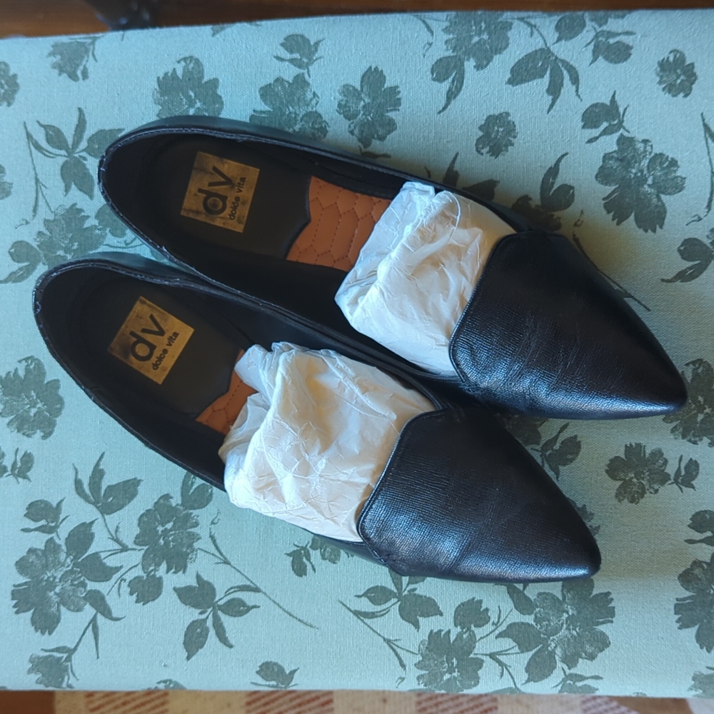Dolce Vita pointed toe flats